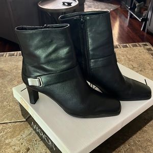 Lightly worn black Markon boots.